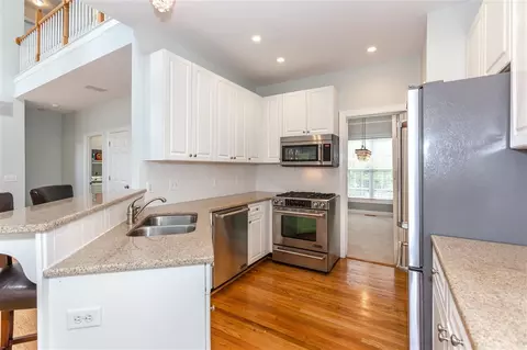 905 Cedar Downs Dr, Raleigh, NC 27607 photo 4
