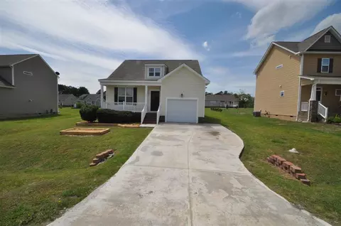 105 Drop Seed Ln, Smithfield, NC 27577 photo 2