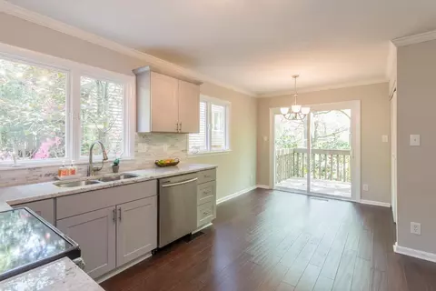 6 Glenmore Dr, Durham, NC 27707 photo 8