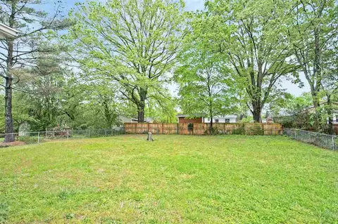 504 E Millbrook Rd, Raleigh, NC 27609 photo 16