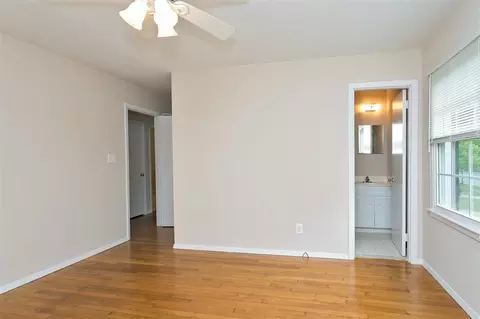 504 E Millbrook Rd, Raleigh, NC 27609 photo 5