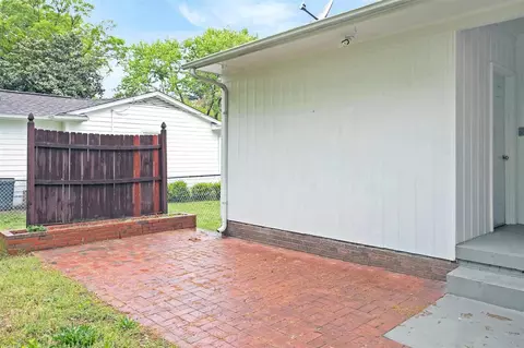 504 E Millbrook Rd, Raleigh, NC 27609 photo 20