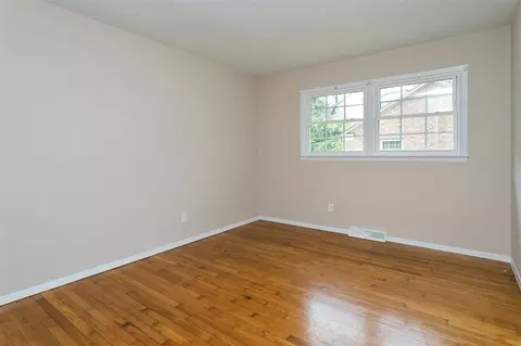 504 E Millbrook Rd, Raleigh, NC 27609 photo 8