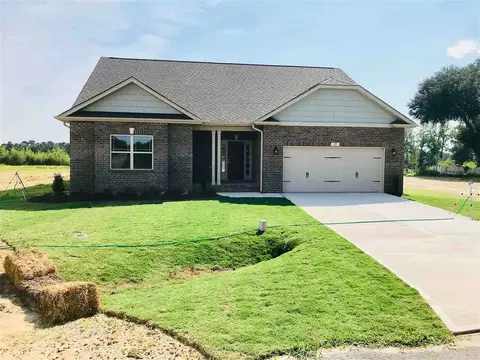 37 Bobwhite Ct, Benson, NC 27504 photo 1