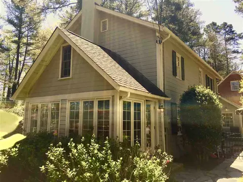 2702 Augusta Dr, Durham, NC 27705 photo 4