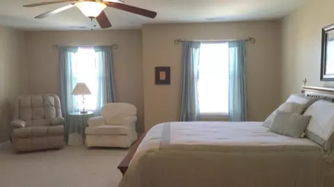1914 Pear Tree Ln, Durham, NC 27703 photo 13
