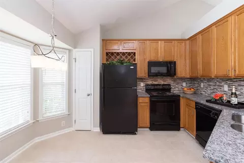 6 Edison Ln, Durham, NC 27712 photo 5