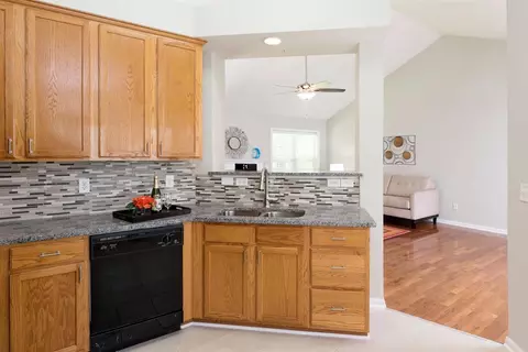 6 Edison Ln, Durham, NC 27712 photo 7