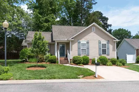 6 Edison Ln, Durham, NC 27712 photo 2