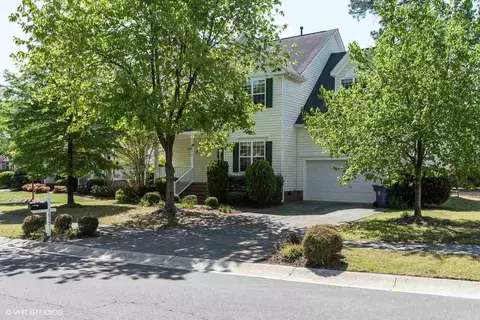 1815 Carnation Dr, Durham, NC 27703 photo 1