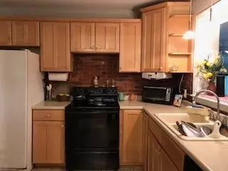 600 Starmont Dr, Durham, NC 27705 photo 4