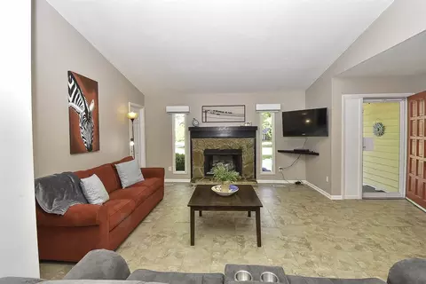 6500 Pondview Ln, Durham, NC 27712 photo 7