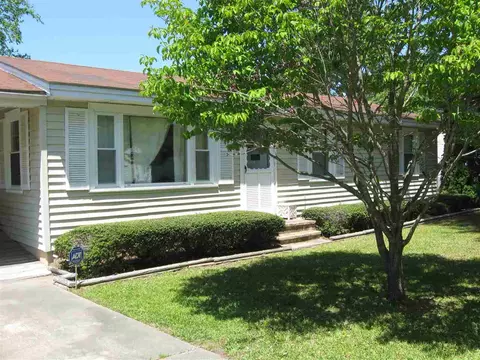 206 Strickland Dr, Smithfield, NC 27577 photo 1