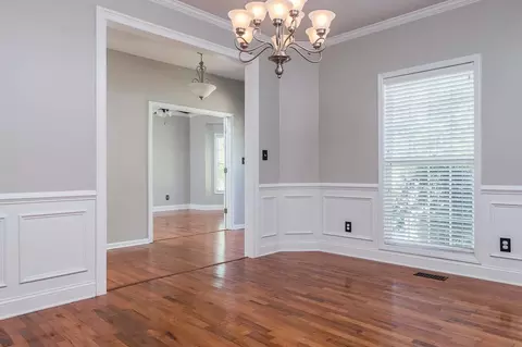 5209 Lakedale Dr, Durham, NC 27713 photo 5