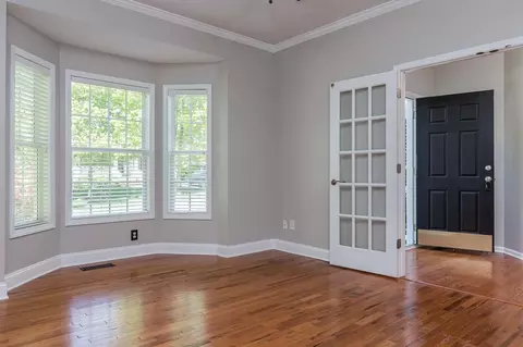 5209 Lakedale Dr, Durham, NC 27713 photo 3
