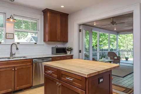 115 E Whitaker Mill Rd E, Raleigh, NC 27608 photo 9