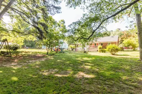 27 Hawthorne Dr, Durham, NC 27712 photo 16