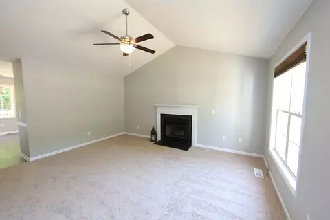 162 Creekbrook Ct, Garner, NC 27529 photo 2