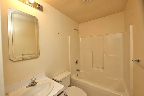 1104 Warren Rd, Erwin, NC 28339 photo 6