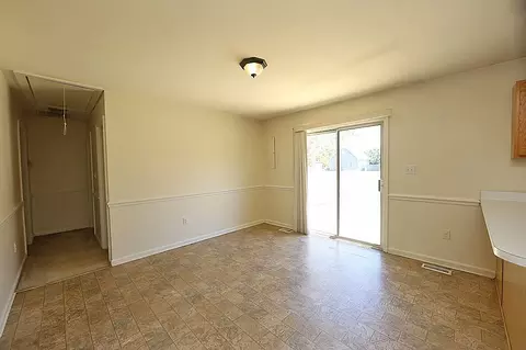 1104 Warren Rd, Erwin, NC 28339 photo 4