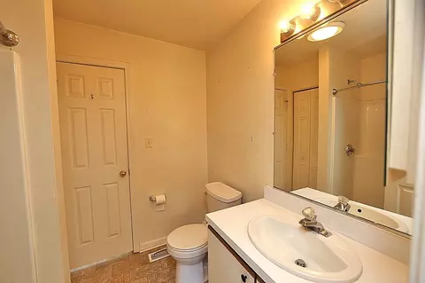 1104 Warren Rd, Erwin, NC 28339 photo 8