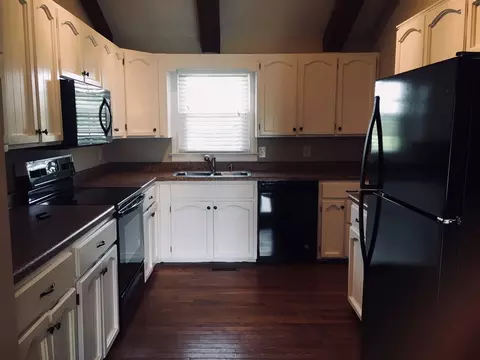 407 Davis Mill Rd, Selma, NC 27576 photo 3