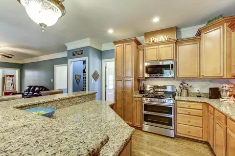 1144 B H Parrish Rd, Benson, NC 27504 photo 10