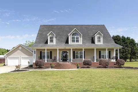 1144 B H Parrish Rd, Benson, NC 27504 photo 1