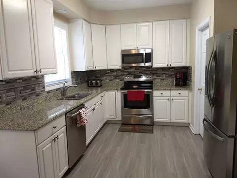 8215 Gresham Trace Ln, Raleigh, NC 27615 photo 9