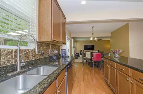 2411 Pear Tree Ln, Durham, NC 27703 photo 20