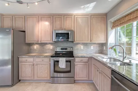 1301 Snyder St, Durham, NC 27713 photo 8