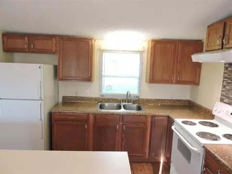 182 Old Durham Rd, Roxboro, NC 27573 photo 3