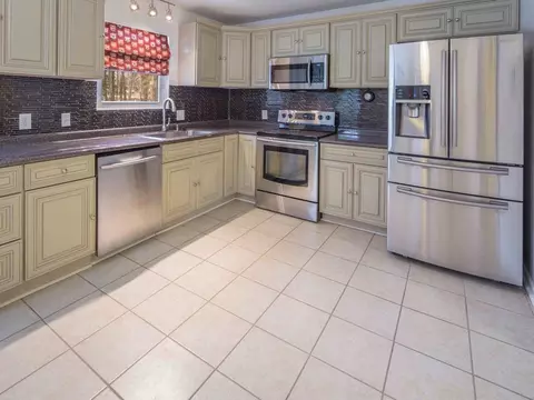 4915 Mandel Rd, Durham, NC 27712 photo 2