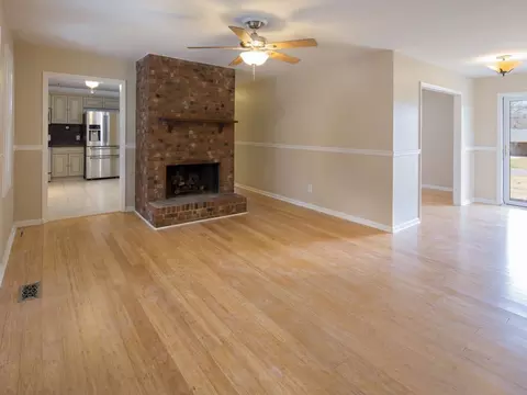 4915 Mandel Rd, Durham, NC 27712 photo 4
