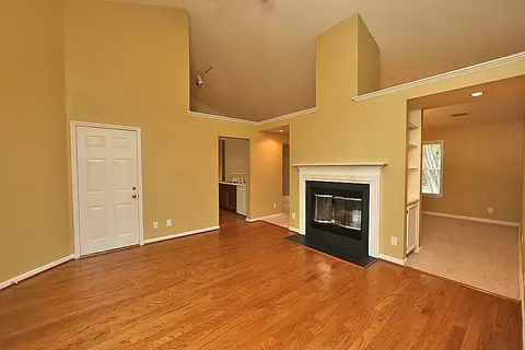 3023 Synnotts Pl, Durham, NC 27705 photo 2