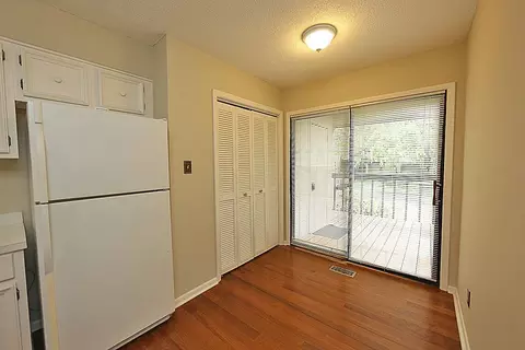 4100 Five Oaks Dr #12, Durham, NC 27707 photo 3