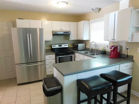 1007 Goldendale Dr, Durham, NC 27703 photo 2