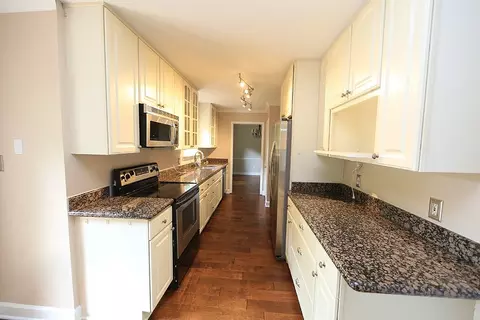 708 Silver Leaf Pl, Raleigh, NC 27609 photo 5