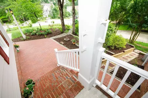 10 Trescott Dr, Durham, NC 27703 photo 3