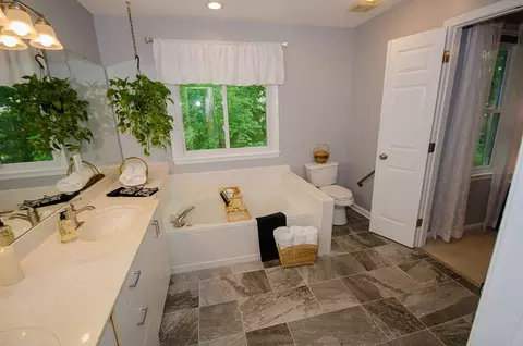 10 Trescott Dr, Durham, NC 27703 photo 16