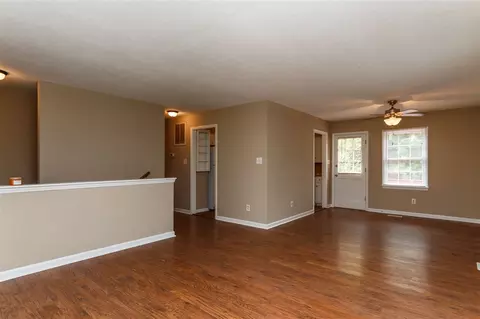 6515 Ladd Dr, Durham, NC 27712 photo 4