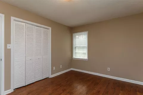 6515 Ladd Dr, Durham, NC 27712 photo 9