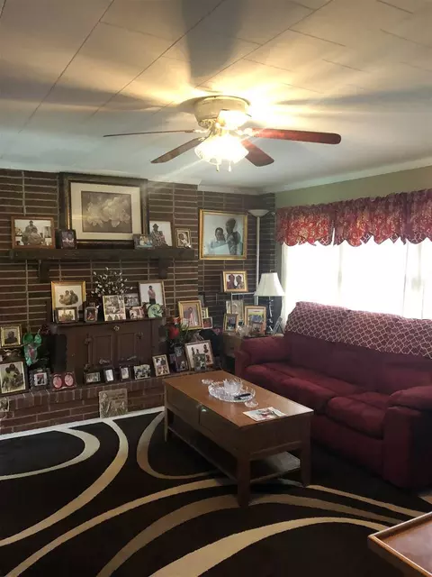 1088 Vicksboro Rd, Henderson, NC 27537 photo 5