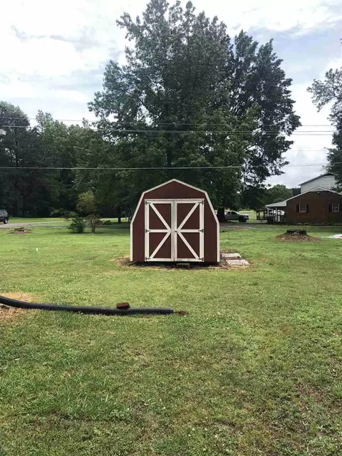 1088 Vicksboro Rd, Henderson, NC 27537 photo 3