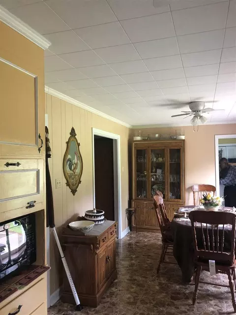 1088 Vicksboro Rd, Henderson, NC 27537 photo 9
