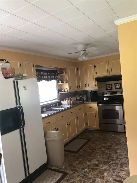 1088 Vicksboro Rd, Henderson, NC 27537 photo 7