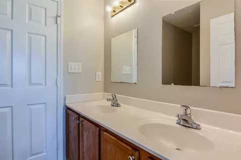 1023 Statler Dr, Durham, NC 27703 photo 17