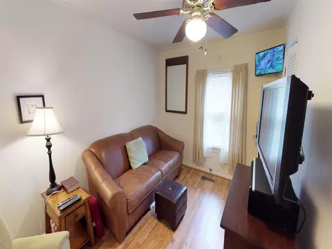 606 Martha St, Durham, NC 27707 photo 6