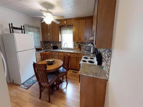 606 Martha St, Durham, NC 27707 photo 13
