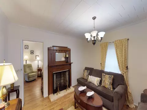 606 Martha St, Durham, NC 27707 photo 4